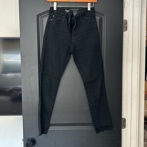 The Stevie ankle black denim